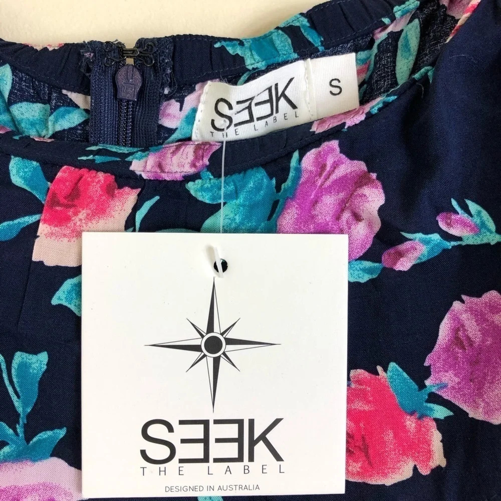 NEW Seek The Label Women’s Small Lightweight Off-the-Shoulder Floral Romper - Picture 3 of 6